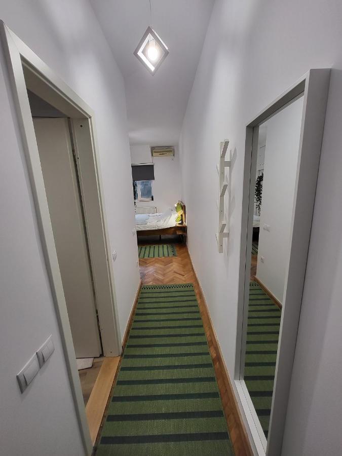 Cozy Old Town Apartments - Lipscani Бухарест Экстерьер фото